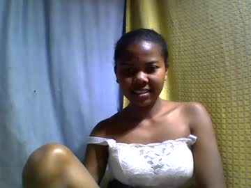 Fenou122745 Chaturbate stream image from June 04, 2025