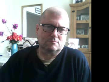 Wobble444 Chaturbate stream image from June 04, 2025