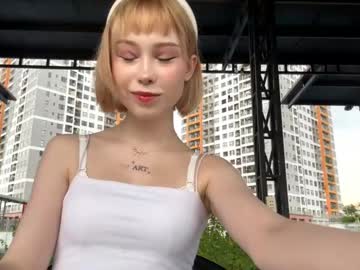 Maudhendry Chaturbate stream image from June 04, 2025