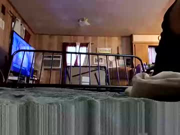 Dresbbc Chaturbate stream image from June 04, 2025