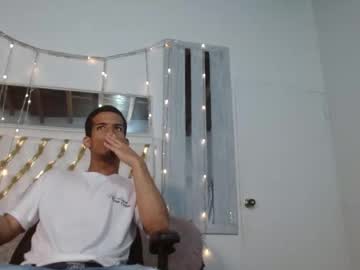 Juancho_Mill Chaturbate stream image from June 04, 2025