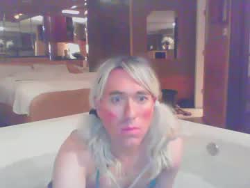 Maddie230990 Chaturbate stream image from June 04, 2025