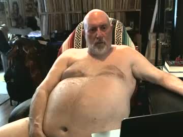Sexyolbear Chaturbate stream image from June 04, 2025
