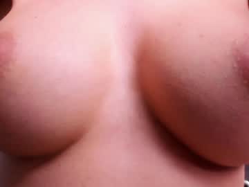 Sweet_Lil_Thing Chaturbate stream image from June 04, 2025