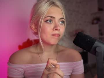 Aliceoceaneyes Chaturbate stream image from June 04, 2025