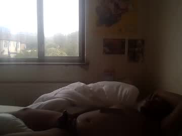 Bustabunny Chaturbate stream image from June 04, 2025