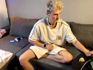 Johnyfriend Chaturbate stream image from June 04, 2025