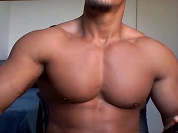 Muscleoss Chaturbate stream image from June 04, 2025