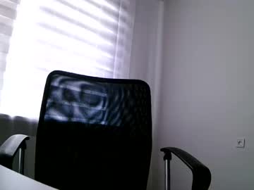 Ellabenjmin977141 Chaturbate stream image from June 04, 2025