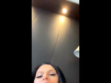 Liv_Lomax Chaturbate stream image from June 04, 2025