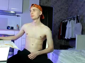 Rrroma18 Chaturbate stream image from June 04, 2025