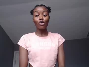 Kandie_Monaee Chaturbate stream image from June 04, 2025