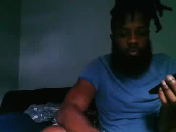 Biglyfe Chaturbate stream image from June 04, 2025