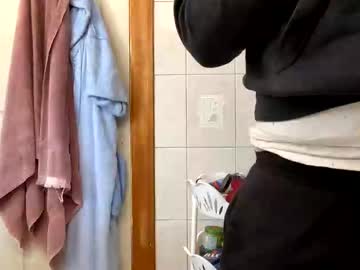 Lildickeyjr Chaturbate stream image from June 04, 2025