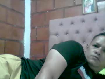 Juampa12 Chaturbate stream image from June 04, 2025