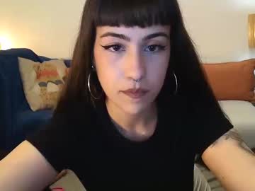 Kittytussy0 Chaturbate stream image from June 04, 2025