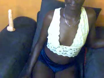 Mamacitaangelika Chaturbate stream image from June 04, 2025