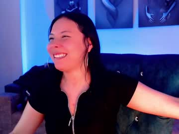 Adara_Lyn Chaturbate stream image from June 04, 2025