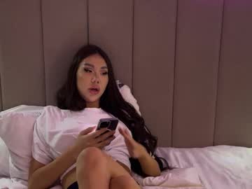 Bbybratzie Chaturbate stream image from June 04, 2025