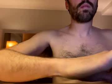 Johnystonee Chaturbate stream image from June 04, 2025