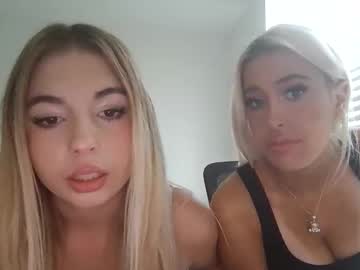 Miabanks0 Chaturbate stream image from June 04, 2025