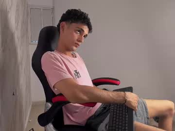 Nathan_Shimmer Chaturbate stream image from June 04, 2025