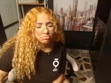 Arelissummer Chaturbate stream image from June 04, 2025
