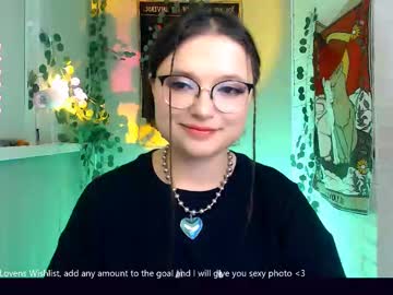 Me_Hanna Chaturbate stream image from June 04, 2025