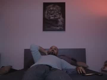 Mynaughtylollitaa Chaturbate stream image from June 04, 2025