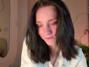 Nilliee_Sugar Chaturbate stream image from June 04, 2025