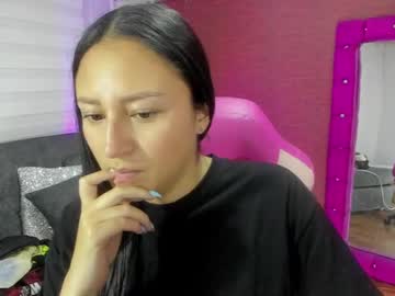 Charlott_Daphne Chaturbate stream image from June 04, 2025