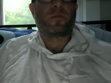 Mikeywhitford Chaturbate stream image from June 04, 2025