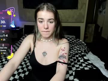 Shelyymoon Chaturbate stream image from June 04, 2025