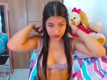 Skinny_Ann Chaturbate stream image from June 04, 2025