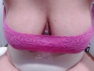 Gina_Pervertt Chaturbate stream image from June 05, 2025
