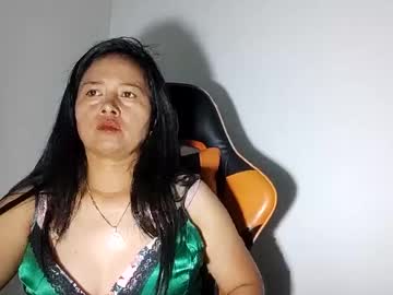 Lucia_Hz Chaturbate stream image from June 05, 2025