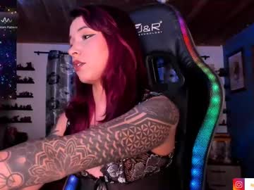Mavis_Fuentes Chaturbate stream image from June 05, 2025