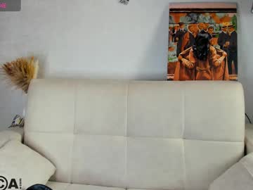 Angel_Lilia Chaturbate stream image from June 05, 2025