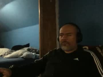Oviamente Chaturbate stream image from June 05, 2025