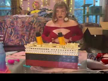 Thedollydivine Chaturbate stream image from June 05, 2025