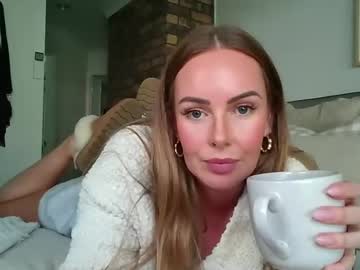 Honeybroooks Chaturbate stream image from June 05, 2025
