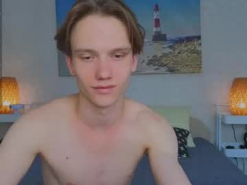 Pupsenish Chaturbate stream image from June 05, 2025