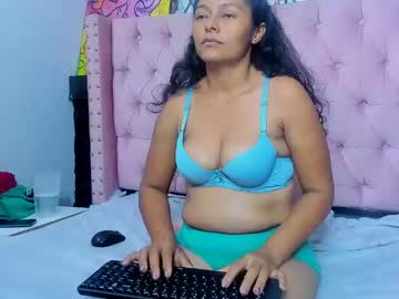 Shantallsexx Chaturbate stream image from June 05, 2025