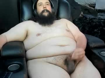 Superchubbiguysd Chaturbate stream image from June 05, 2025