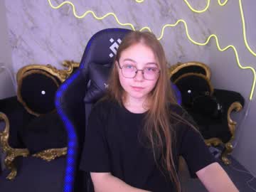 Arrinawair Chaturbate stream image from June 05, 2025