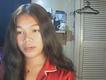 Nerymarie2001 Chaturbate stream image from June 05, 2025