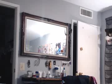 Adambomb777 Chaturbate stream image from June 05, 2025