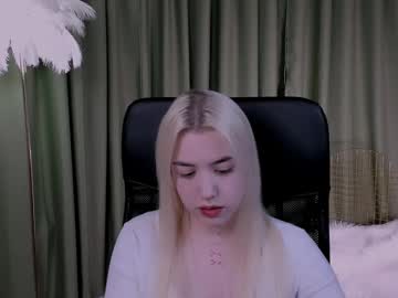 Peggywood Chaturbate stream image from June 05, 2025