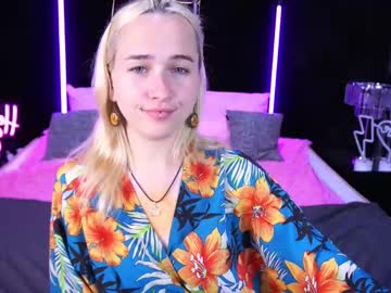 Lilielfie Chaturbate stream image from June 05, 2025
