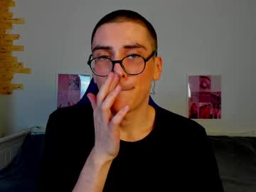Hametel Chaturbate stream image from June 05, 2025